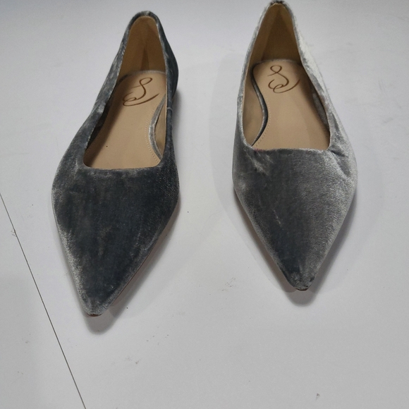 Sam Edelman Women's Gray Velvet Wanda Flats Size 6.5M - Picture 2 of 7
